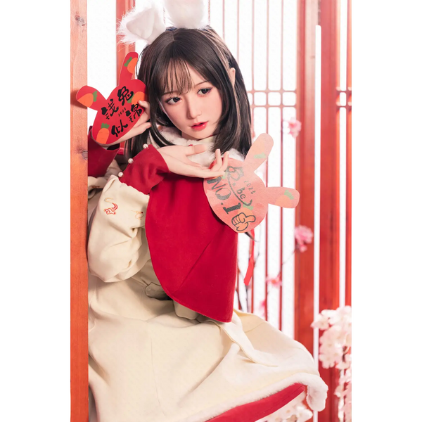 Aitia silicone red plush heart cushion on 163cm sex doll